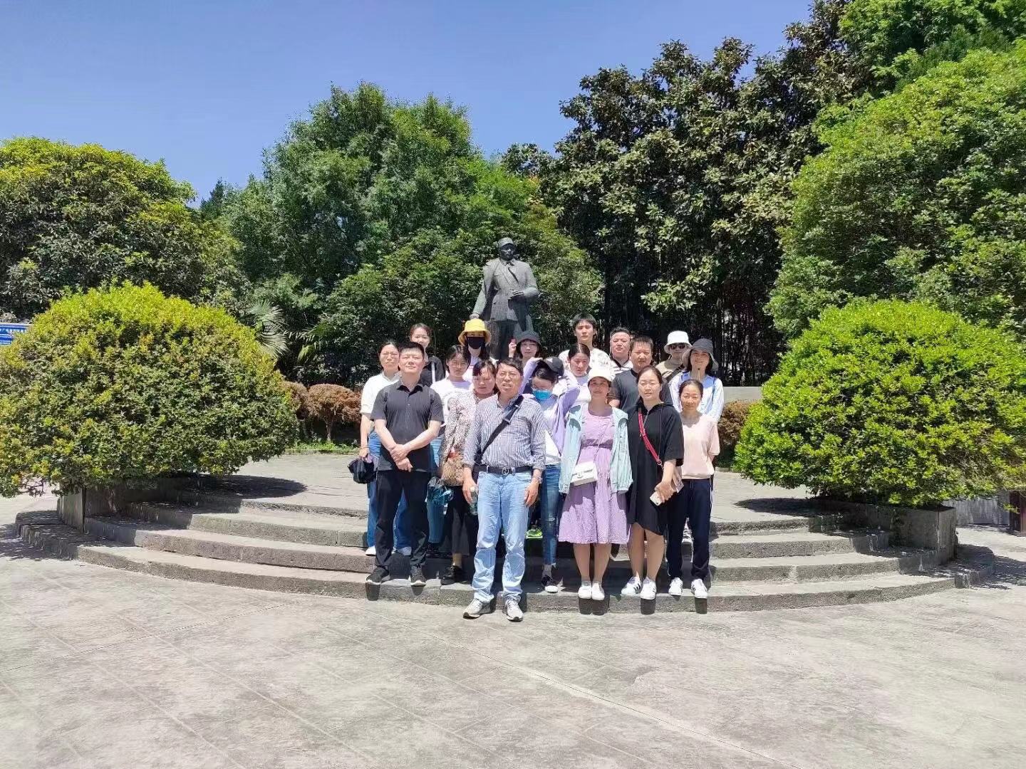 【黨史學(xué)習(xí)教育】緬懷革命先烈，傳承革命精神(圖3)