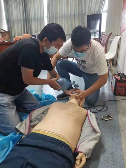 立賽場比技能獲進(jìn)步——我院選手在蕪湖市第一屆急救技能大賽中榮獲佳績(圖9)
