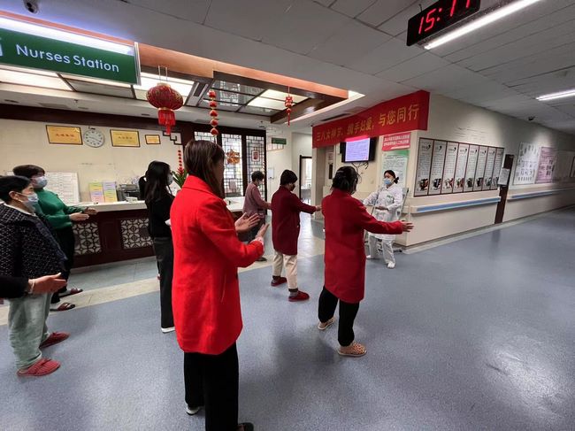 呵護(hù)女性健康  綻放美麗人生 ——我院15病區(qū)開展女性健康知識講座(圖5)