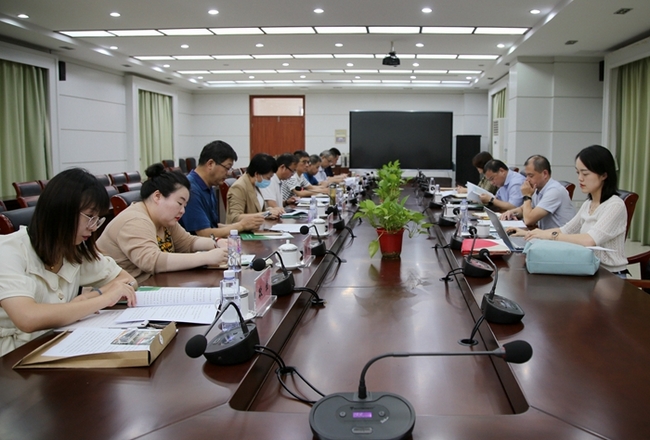 市發(fā)展和改革委員會(huì)來安徽中醫(yī)藥高等專科學(xué)校調(diào)研指導(dǎo)工作(圖1)