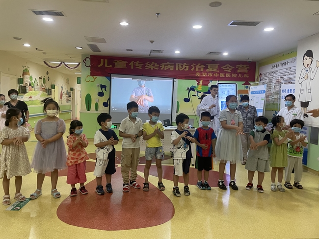 我院內(nèi)八支部開展兒科夏季傳染病防治夏令營(yíng)活動(dòng)(圖6)