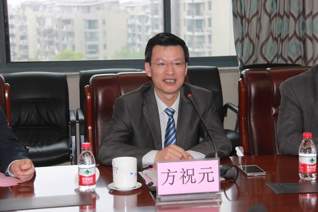 江蘇省中醫(yī)院戰(zhàn)略聯(lián)盟單位揭牌儀式暨專家大型義診活動(dòng)圓滿成功(圖3)