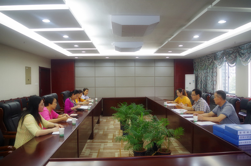 市衛(wèi)計委創(chuàng)衛(wèi)辦督查組來我院檢查指導工作(圖2)