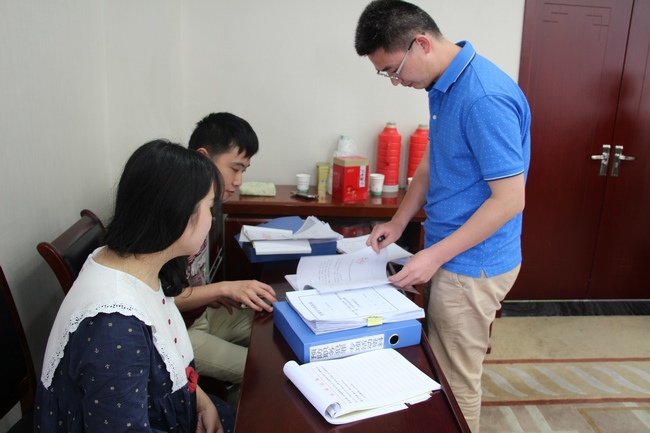 市衛(wèi)計(jì)委對(duì)我院“嚴(yán)肅行業(yè)紀(jì)律·預(yù)防職務(wù)犯罪”專項(xiàng)活動(dòng)進(jìn)行督導(dǎo)(圖4)