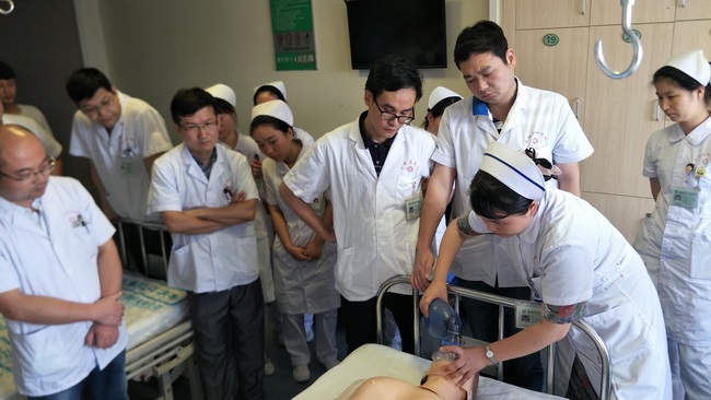 責任在心，警鐘長鳴————我院組織院內(nèi)應(yīng)急急救演練(圖4)