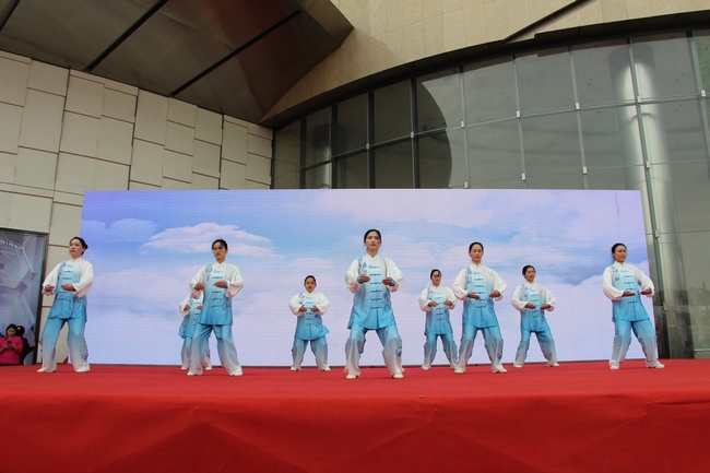 讀者節(jié)中醫(yī)院展臺“門庭若市”  特色中醫(yī)護(hù)理好評如潮(圖7)