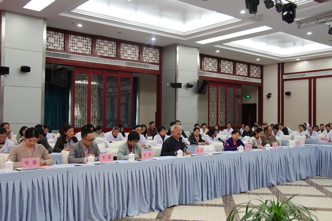國家住培督導(dǎo)組對(duì)我院中醫(yī)住培工作進(jìn)行評(píng)估(圖2)