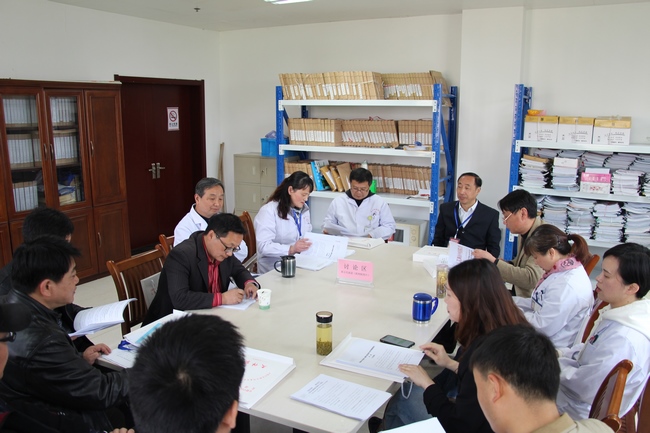 發(fā)揚民主，凝聚共識，科學決策——各代表團分組討論(圖5)