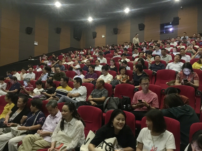 不忘初心、牢記使命——我院組織黨員干部觀看廉政教育電影《黑金危機》(圖2)