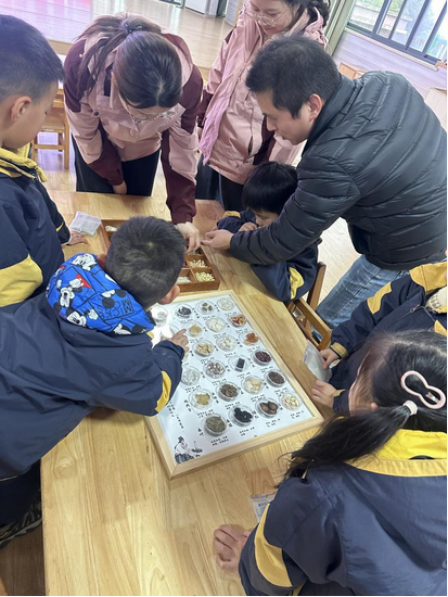 多個(gè)黨支部協(xié)同合作，推進(jìn)中醫(yī)藥文化走進(jìn)幼兒教育(圖2)